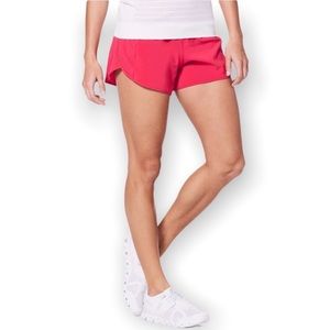 Lululemon Size 8 Real Quick High-Rise
Short 3.5" *Perforated